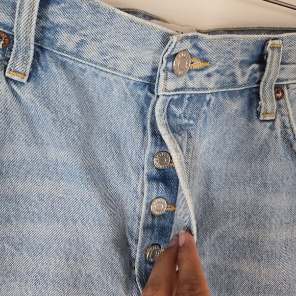 Agolde Light Wash Parker Long Distressed Denim Shorts High Rise Women's Size 33 - Picture 3 of 9